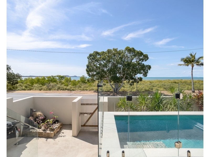 25A Slade Esplanade, Slade Point QLD 4740