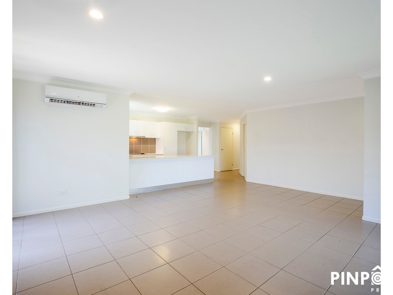 2/28 Coogee Terrace, Blacks Beach QLD 4740