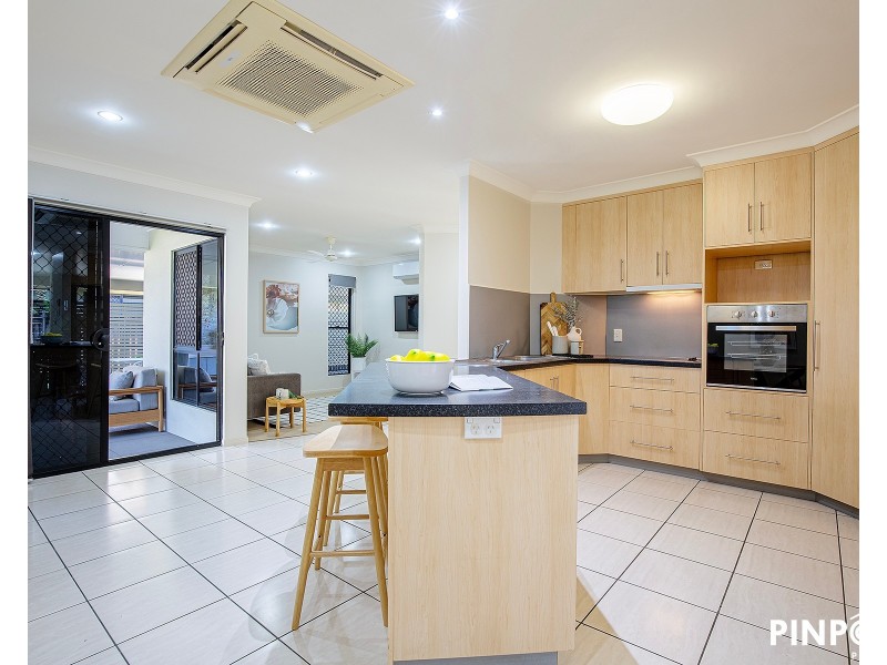20 Cutfield Street, Glenella QLD 4740