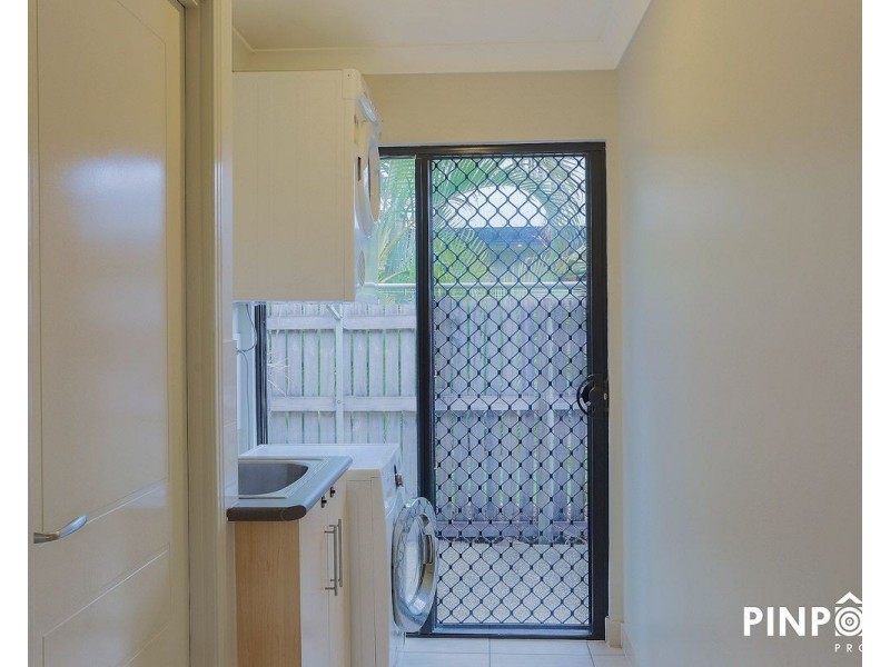 20 Cutfield Street, Glenella QLD 4740