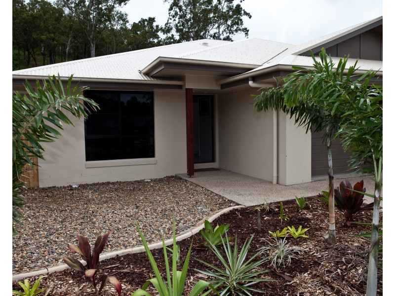 1/66 West Street, Sarina QLD 4737