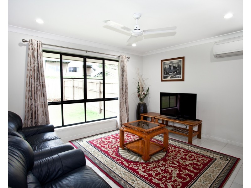 1/66 West Street, Sarina QLD 4737