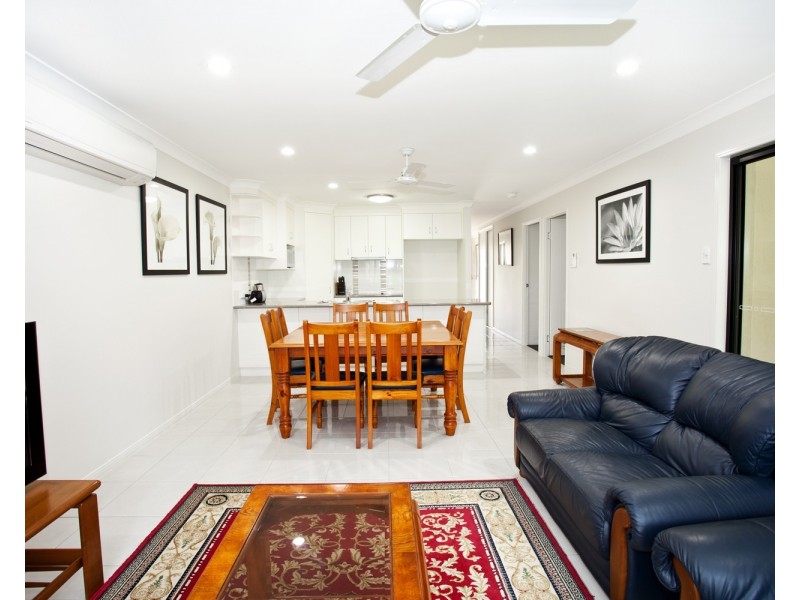 1/66 West Street, Sarina QLD 4737