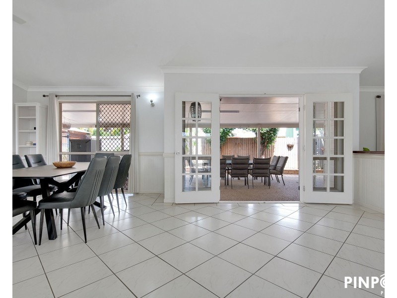 60 Bradman Drive, Glenella QLD 4740