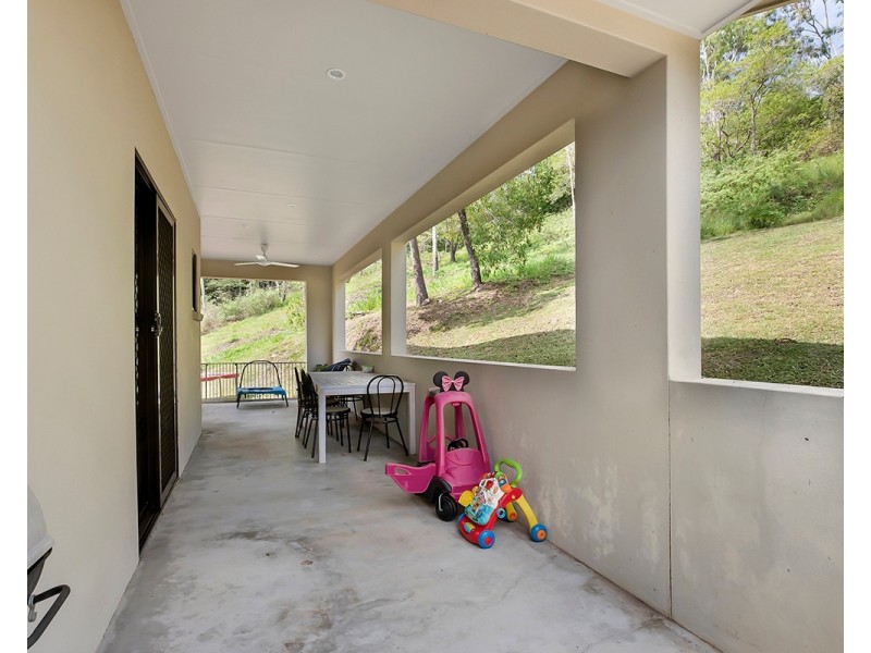 64 Jackson Street, Sarina QLD 4737