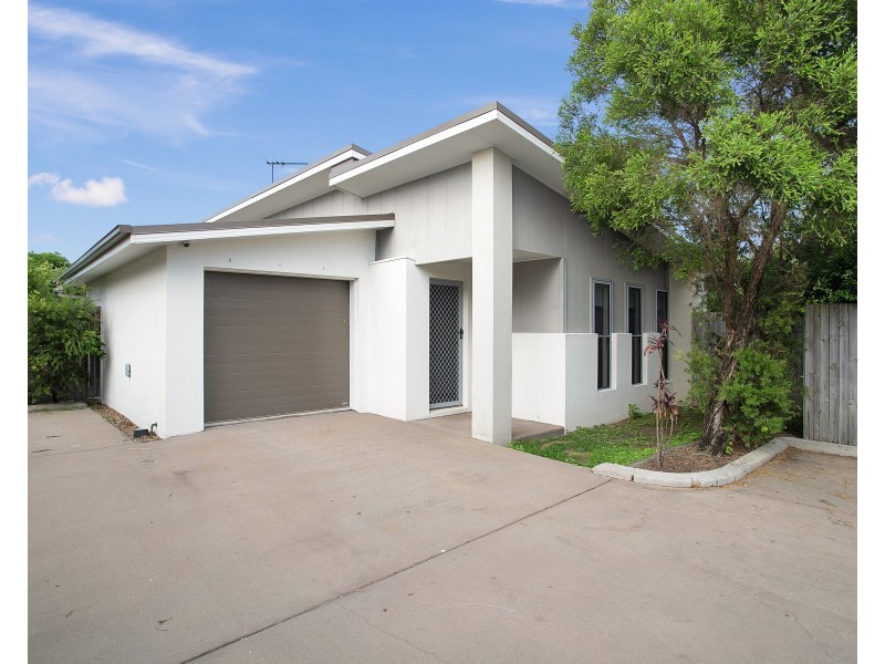 2/13 Anzac Street, Sarina QLD 4737