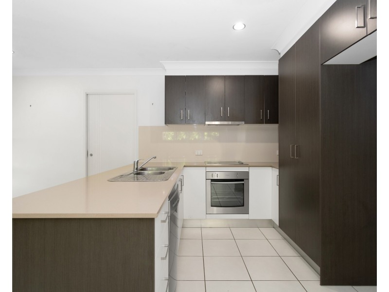 2/13 Anzac Street, Sarina QLD 4737