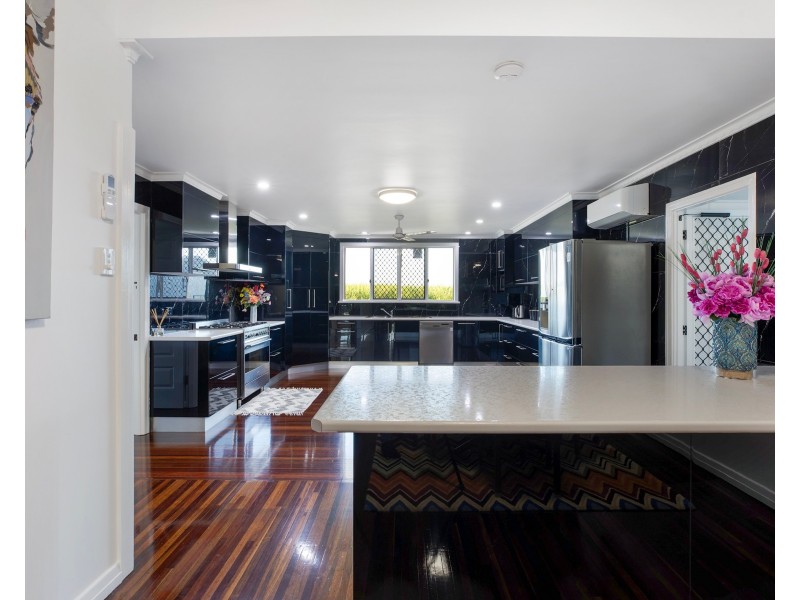 83 Peak Downs Highway, Ooralea QLD 4740