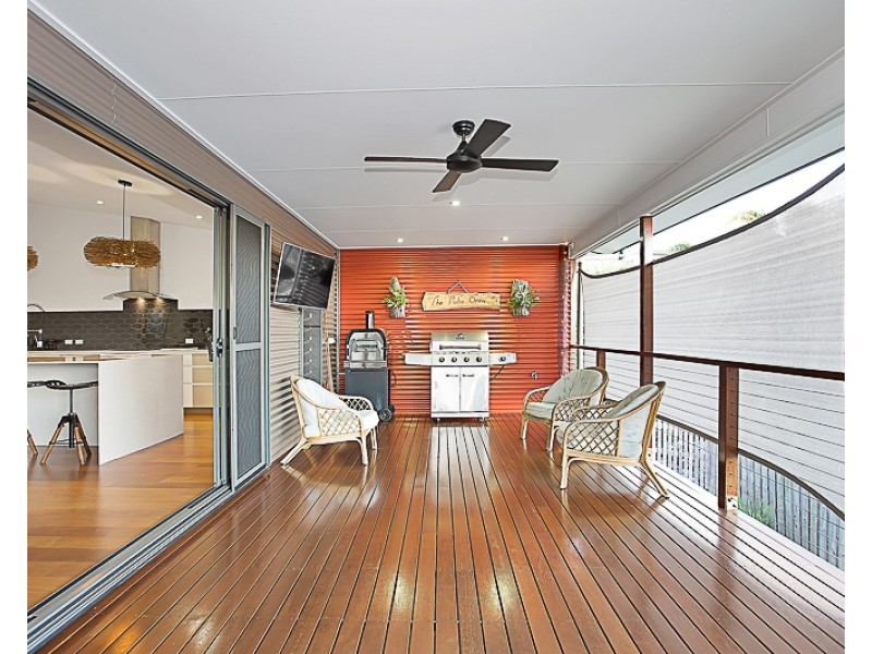 15 Coral Ridge Drive, Eimeo QLD 4740