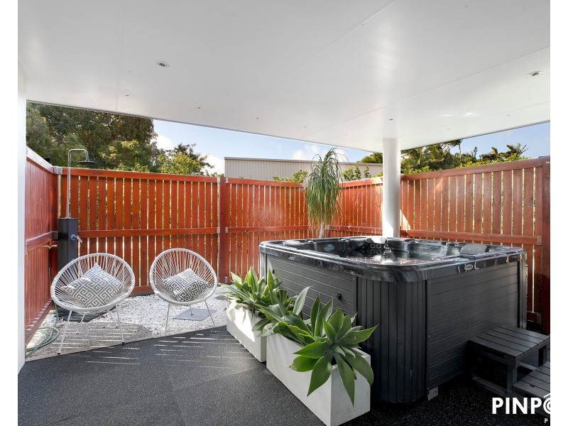 202 Shoal Point Road, Shoal Point QLD 4750