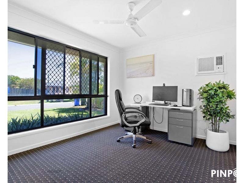 10 Crofton Close, Rural View QLD 4740