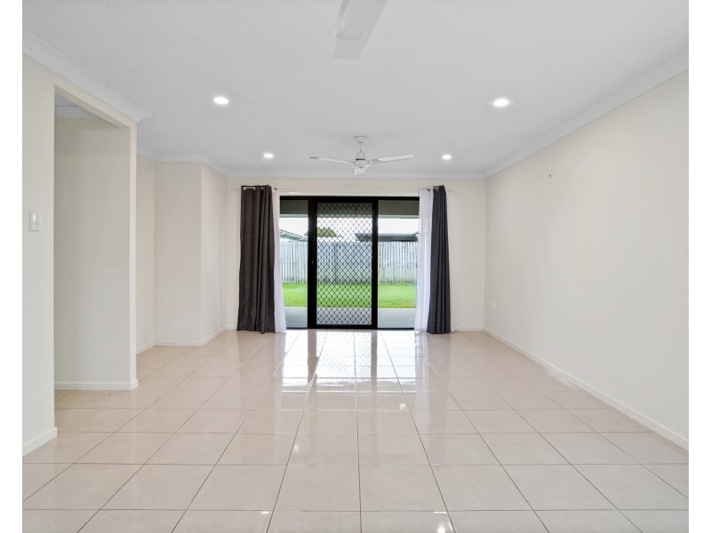 83 Canecutters Drive, Ooralea QLD 4740