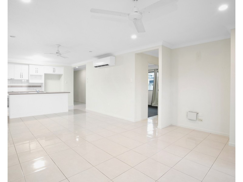 83 Canecutters Drive, Ooralea QLD 4740