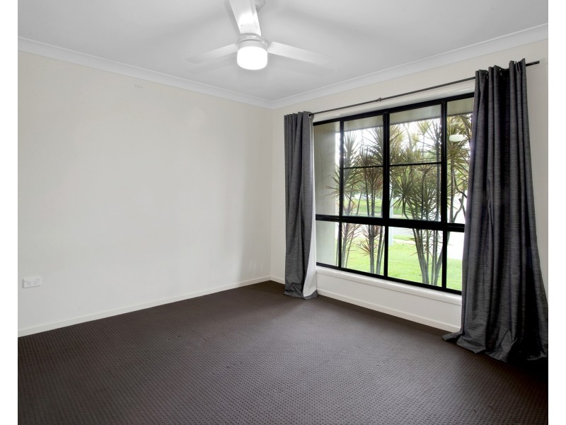 83 Canecutters Drive, Ooralea QLD 4740