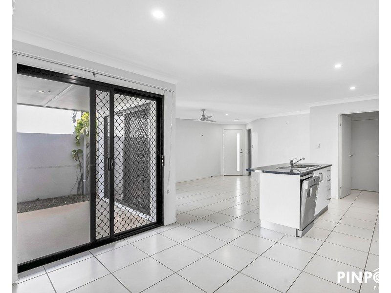 2/65 Maranark Avenue, Mount Pleasant QLD 4740