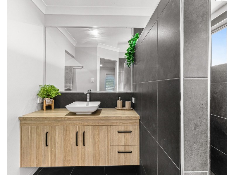 17 Jackman Court, Beaconsfield QLD 4740