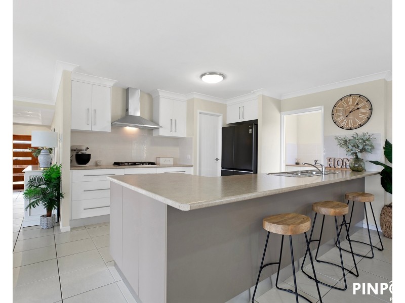 63 Montgomery Street, Rural View QLD 4740