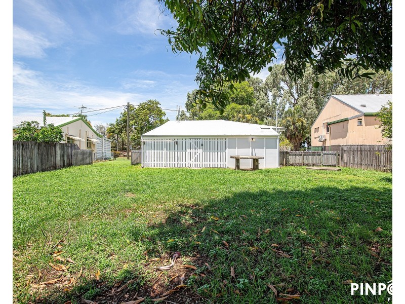 27 Acacia Avenue, Seaforth QLD 4741