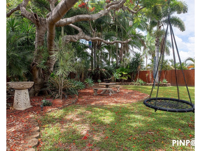 11 Stott Street, Bucasia QLD 4750