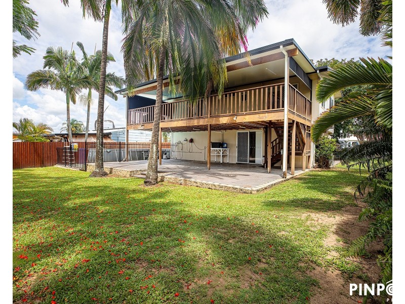 11 Stott Street, Bucasia QLD 4750