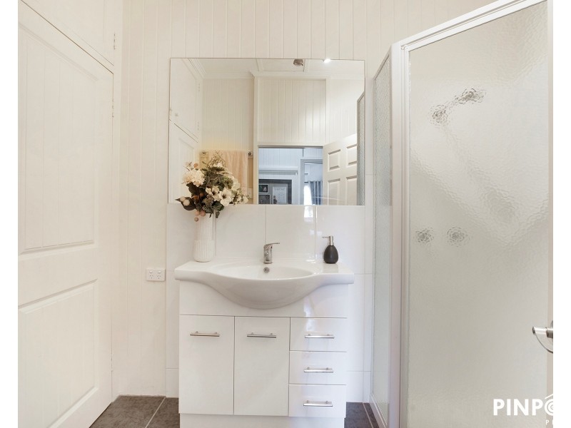 27 Keith Hamilton Street, West Mackay QLD 4740