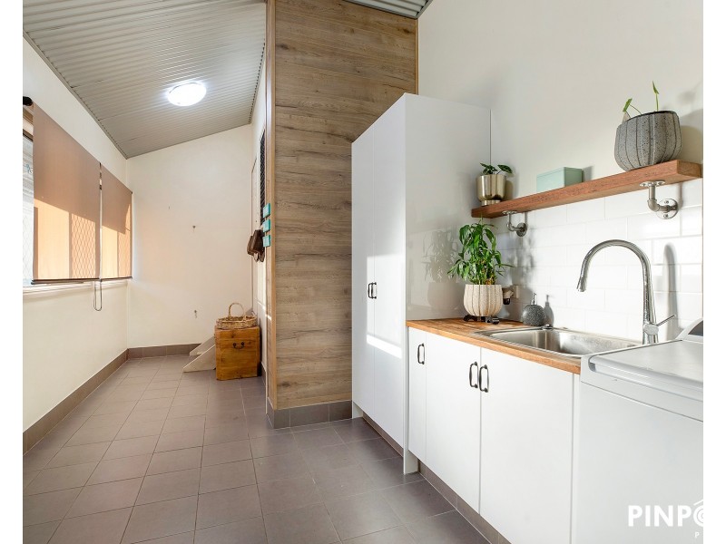 27 Keith Hamilton Street, West Mackay QLD 4740