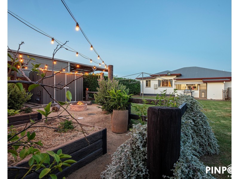 27 Keith Hamilton Street, West Mackay QLD 4740