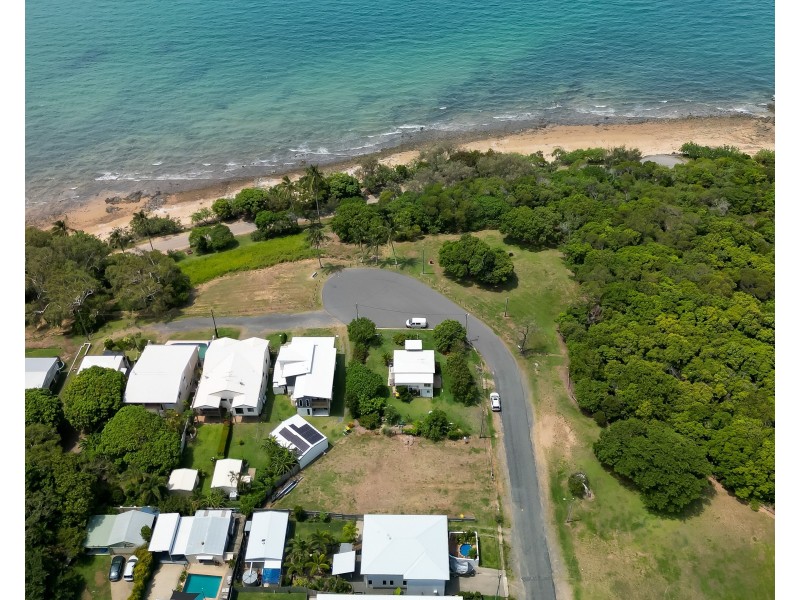 26 O’Brien Esplanade, Shoal Point QLD 4750