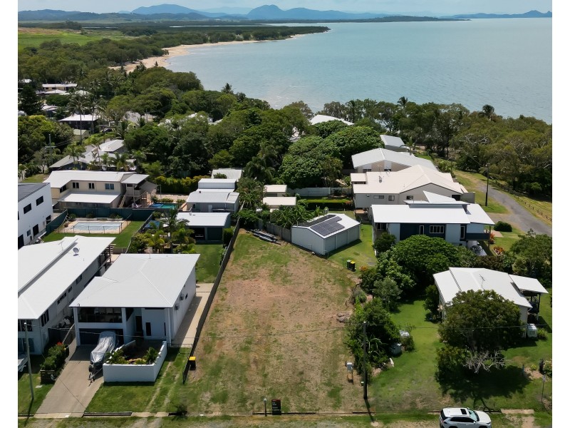 26 O’Brien Esplanade, Shoal Point QLD 4750