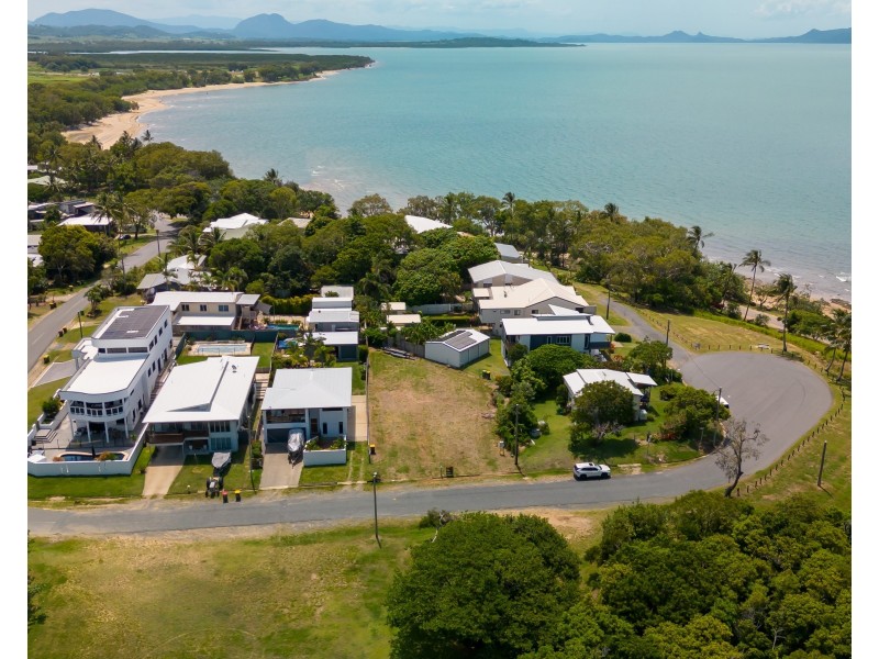 26 O’Brien Esplanade, Shoal Point QLD 4750