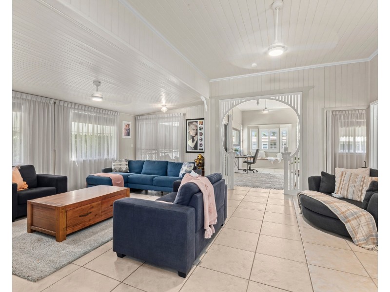 73 Shakespeare Street, East Mackay QLD 4740