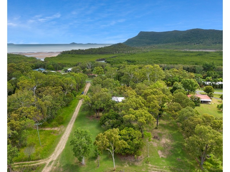 103 Kippen Drive, Ball Bay QLD 4741