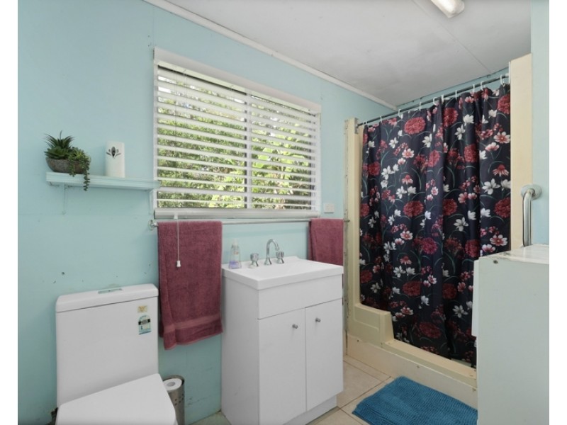 103 Kippen Drive, Ball Bay QLD 4741