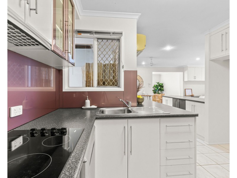 8 Dale Court, Andergrove QLD 4740