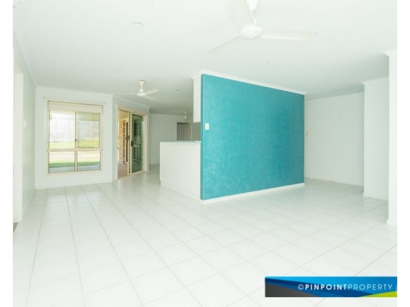 7 Fantome Court, Rural View QLD 4740