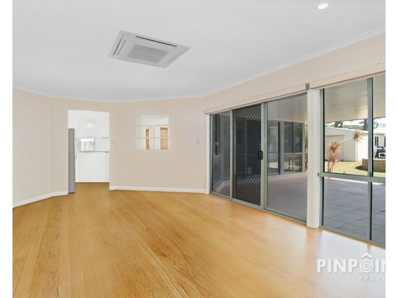 3 Ryan Court, Rural View QLD 4740