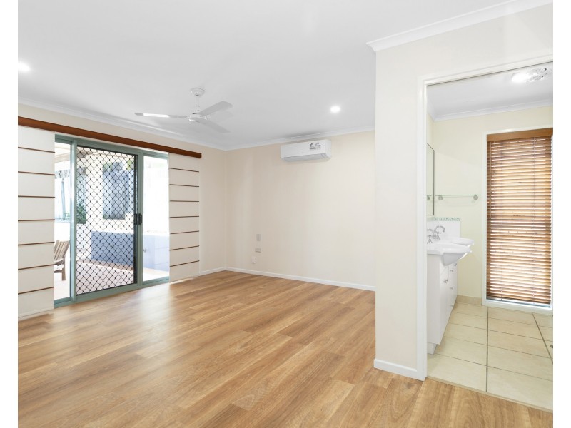 3 Ryan Court, Rural View QLD 4740