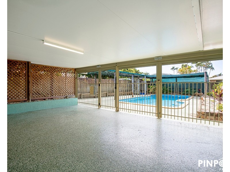 6 Shiral Drive, Beaconsfield QLD 4740