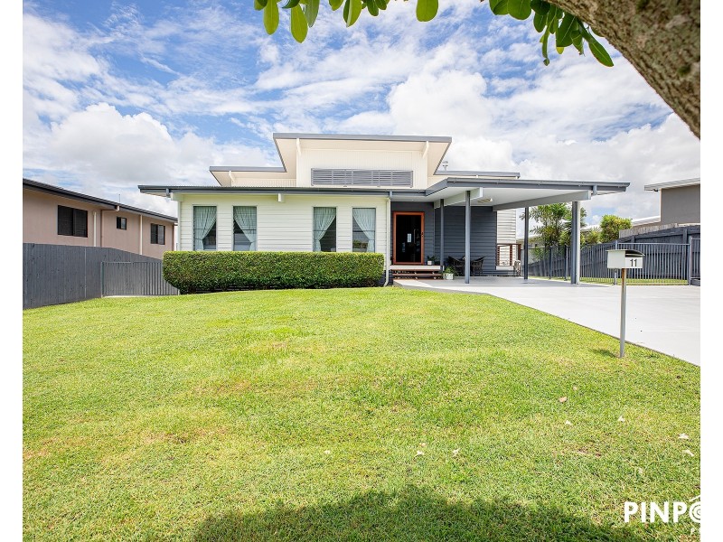 11 Vailala Rise, Rural View QLD 4740