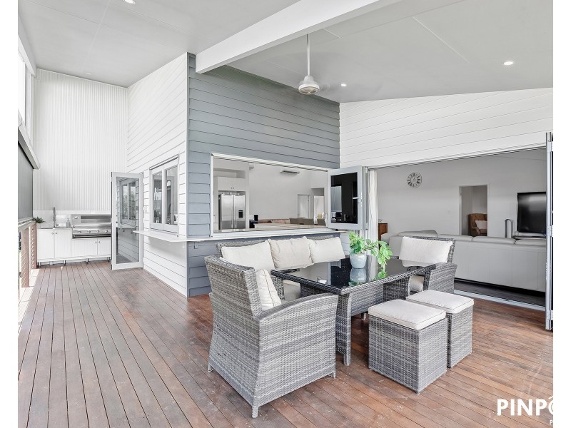 11 Vailala Rise, Rural View QLD 4740