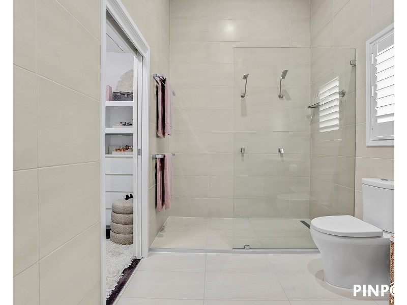 11 Vailala Rise, Rural View QLD 4740