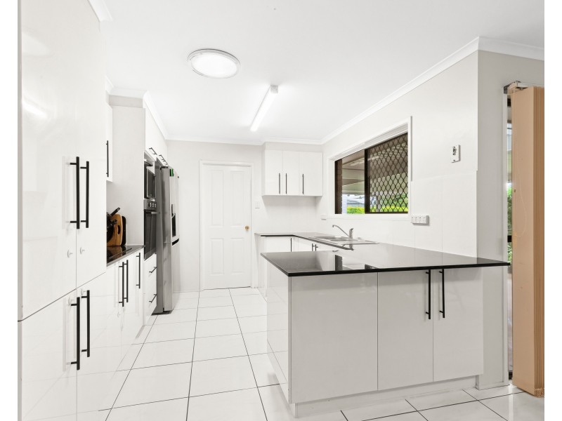 15 Barnfield Drive, Andergrove QLD 4740