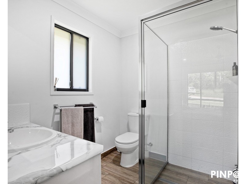 12 Azure Drive, Rural View QLD 4740