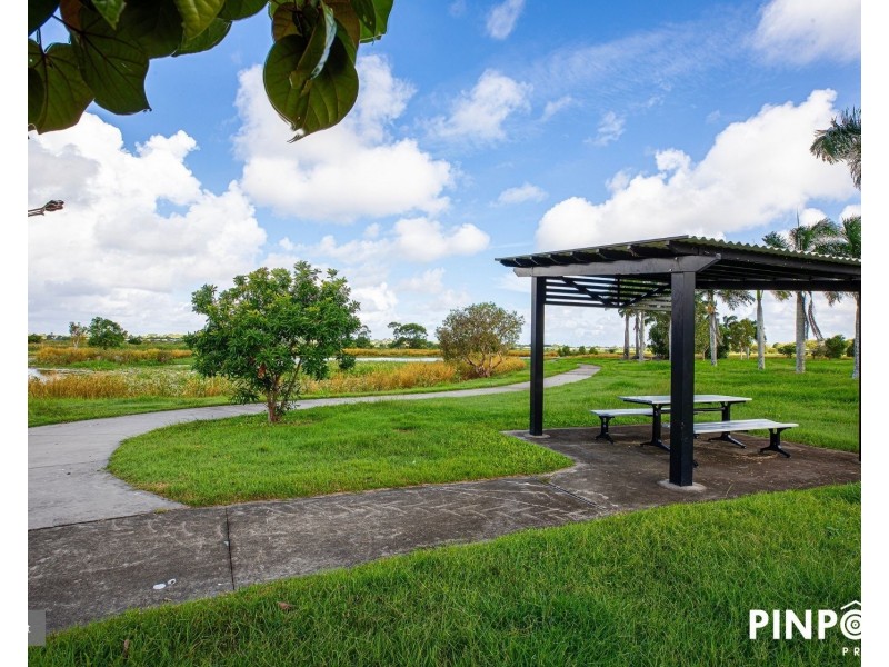 21 Darcy Boulevard, Beaconsfield QLD 4740