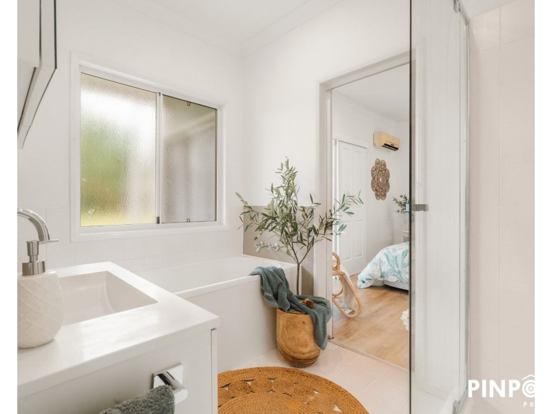 6 Jessika Court, Andergrove QLD 4740