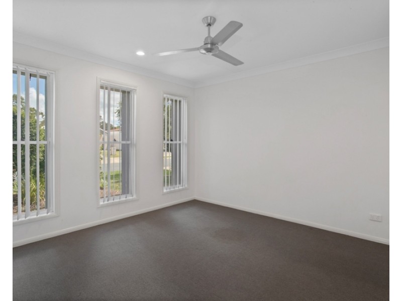 26 Scarborough Circuit, Blacks Beach QLD 4740