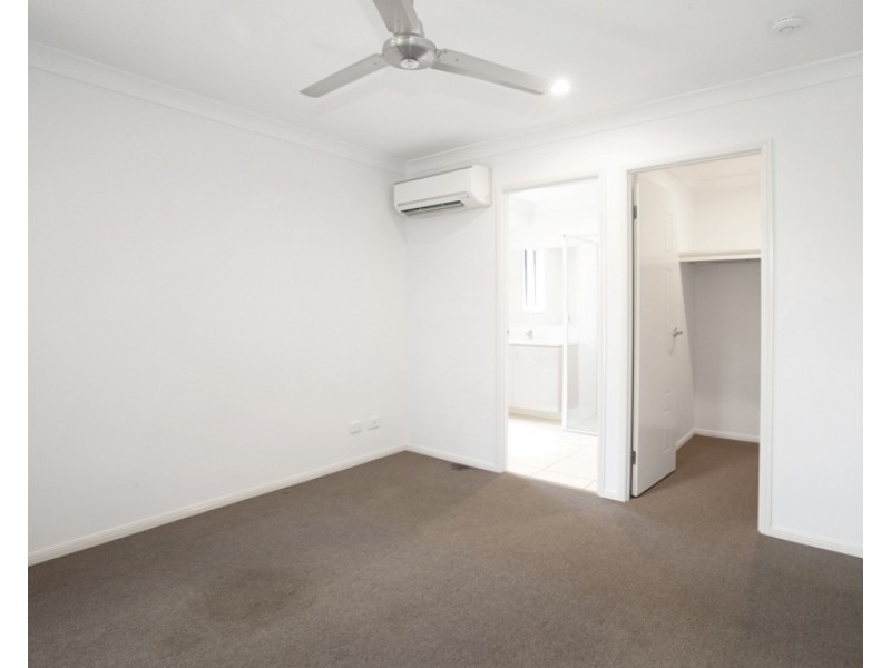 26 Scarborough Circuit, Blacks Beach QLD 4740