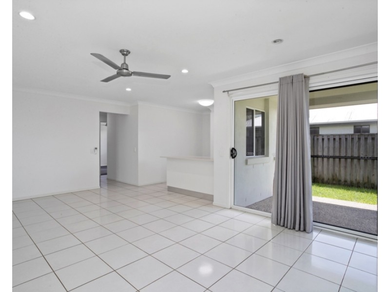 26 Scarborough Circuit, Blacks Beach QLD 4740