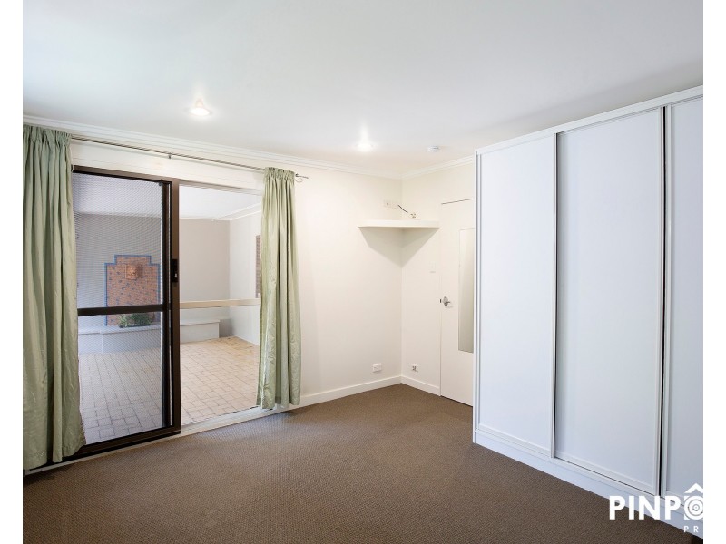 81 Ocean Avenue, Slade Point QLD 4740