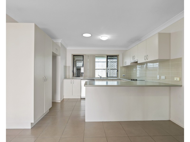 12 Highcrest Court, Bucasia QLD 4750